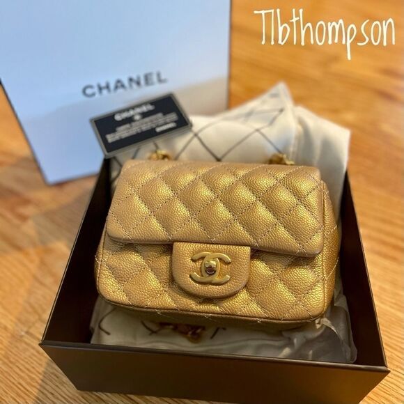 Chanel square mini gold caviar leather & GHW - Picture 2 of 14